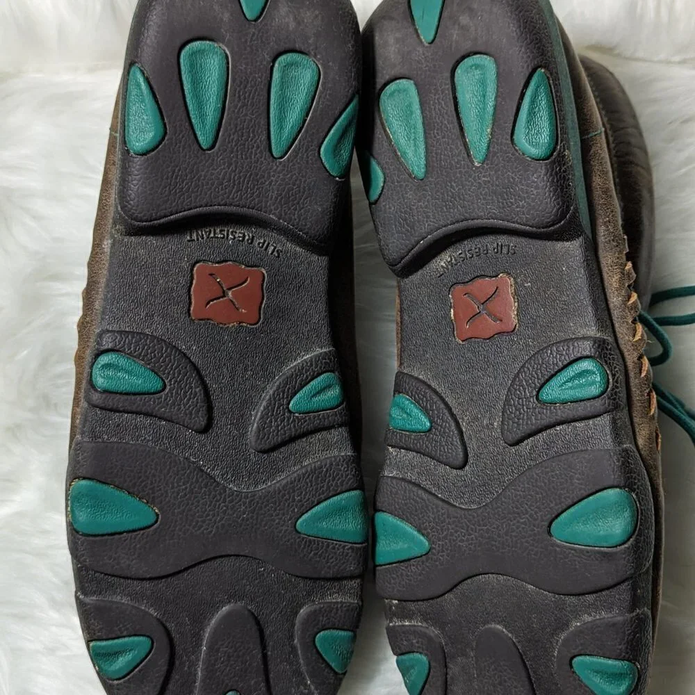 Twisted X woman's Handcrafted Cowgirl Lace-up Chukka Brown color Size 10 M - Picture 12 of 13